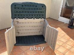 Sturdy All Weather Rubbermaid Horizontal DECK BOX / STORAGE SHED With Floor
